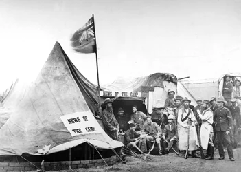 De Publicatie Officieren en Redactiekwartieren van Nieuws van het Kamp, ca.1880-81